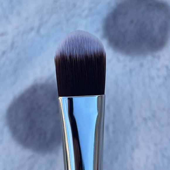 Sephora concealer brush - Picture 4 of 4
